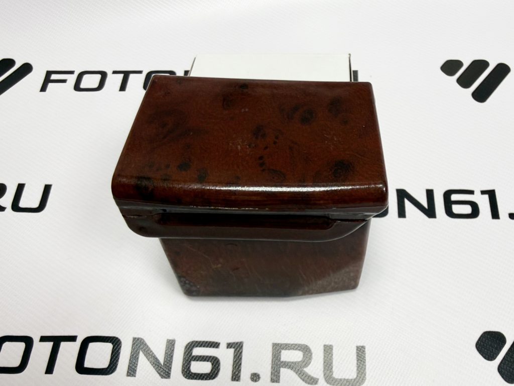 Пепельница левая Фотон 1093/1099/1138 Isuzu Forward Foton
